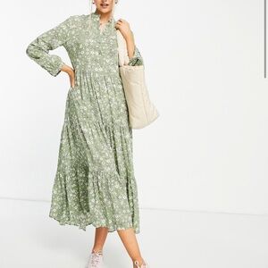 Green floral midi/maxi dres